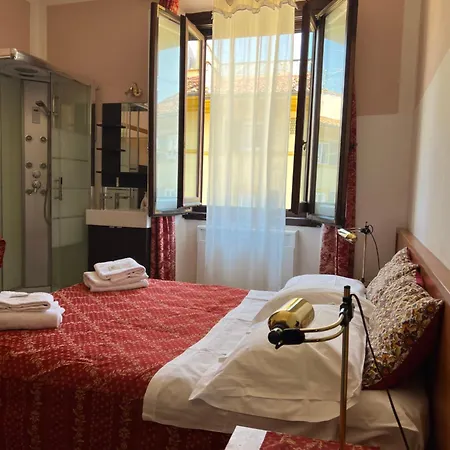 Souvenir Maya Hotel Florence