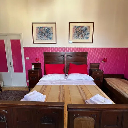 Souvenir Maya Hotel