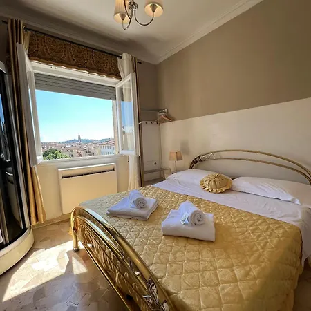 Souvenir Maya Hotel 5*